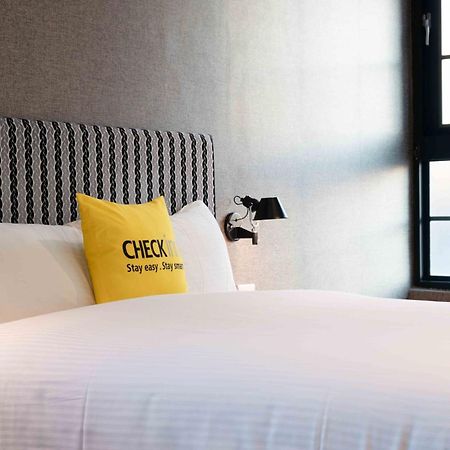 Check Inn Taichung Ziyou エクステリア 写真